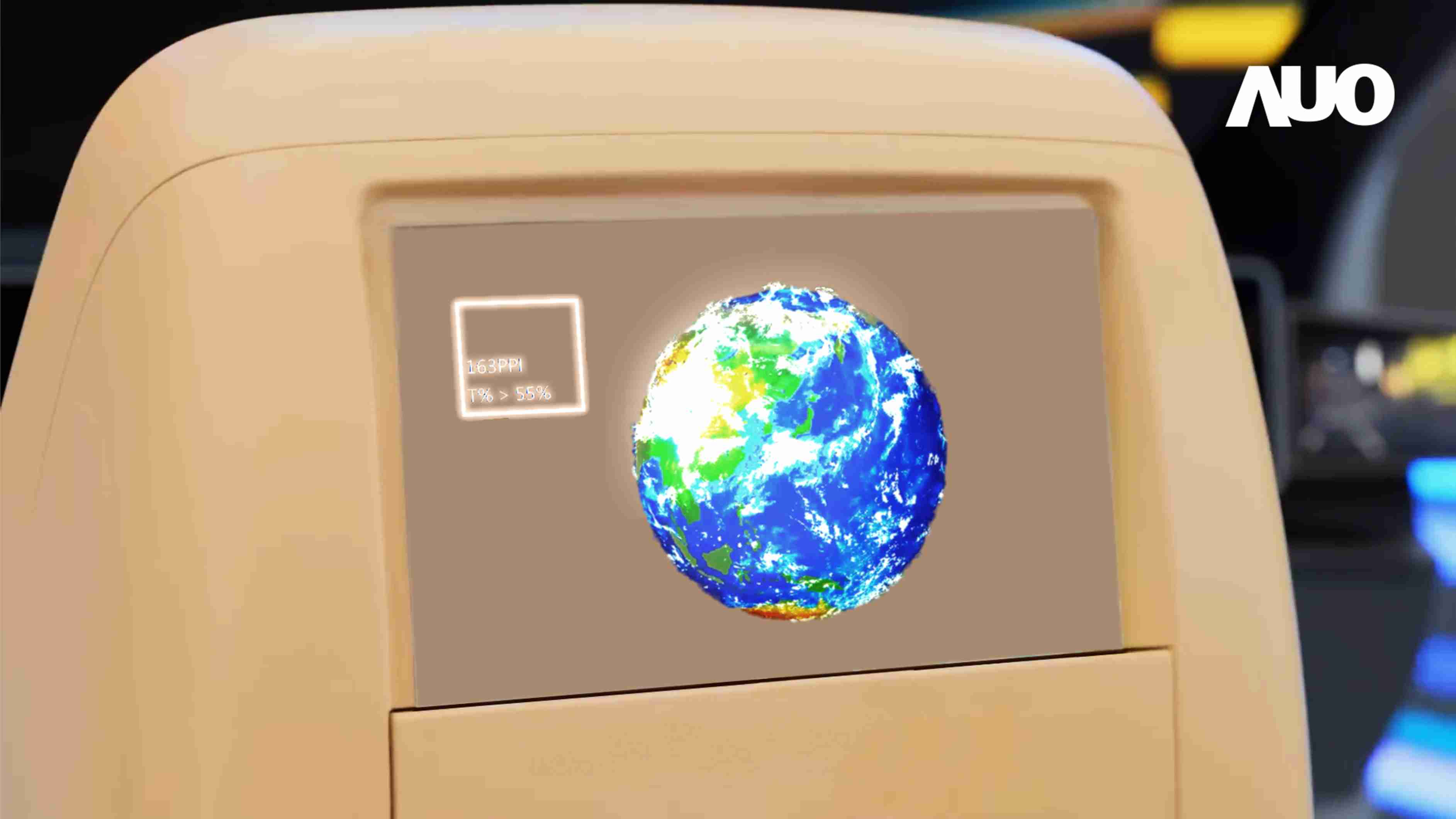 尊时凯龙突破设计与制程挑战，，，，推出全球最高分辨率163ppi的13.5吋透明Micro LED面板，，并积极布局智能车市场，，，以期拓展透明显示应用的可能性